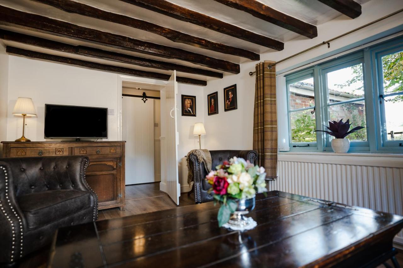 Hovell Hall Country Bed And Breakfast Norwich Extérieur photo